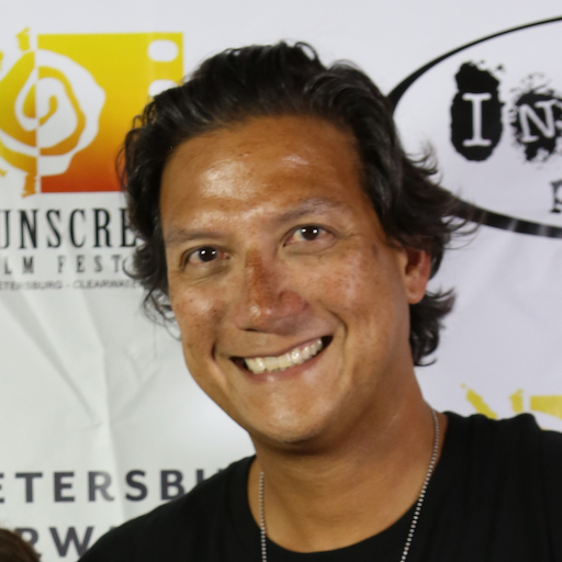 Robert Enriquez